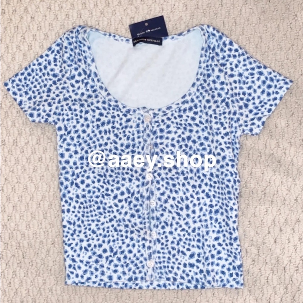 BNWT Brandy Melville Blue Leopard Zelly